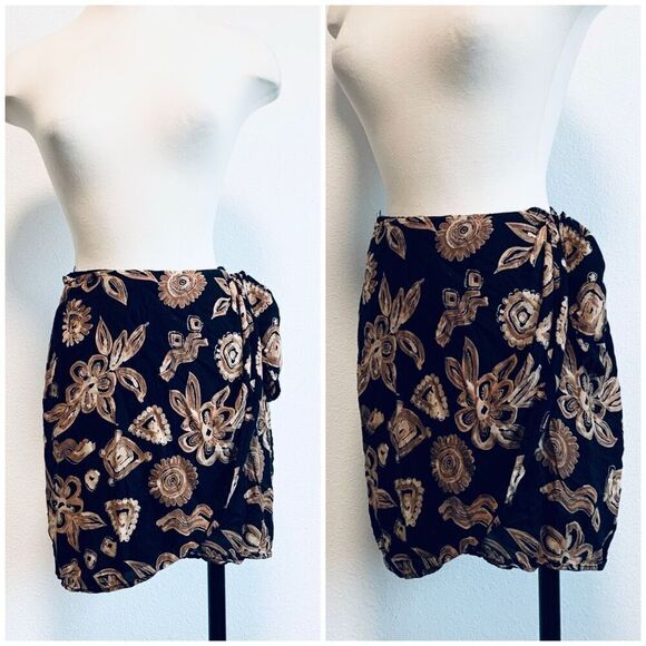 Vintage Judy Knapp Black Floral Mini Skirt Sarong Ruffle Wrap Small S - Picture 1 of 6